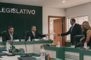 Foto - Sessão Solene de Posse dos representantes eleitos para 2025.