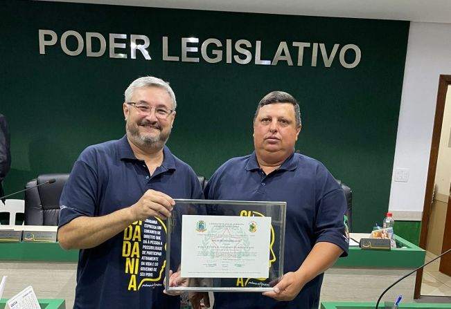 Aluno Municipal discorrendo sobre o Parlamento Jovem